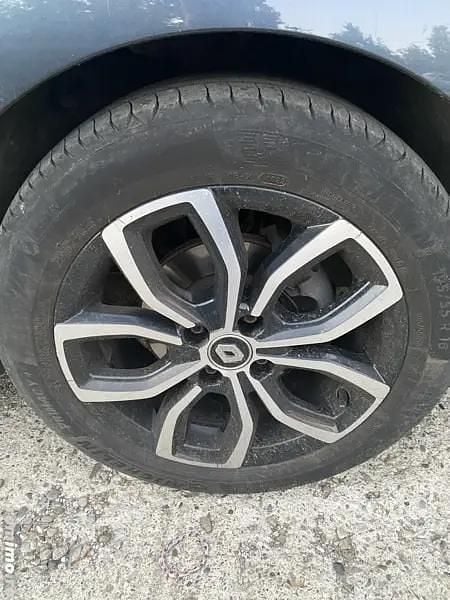 Second-hand 2018 Renault Clio IV Hatchback | 7.350 EUR (Preț OK) - Imagine 1/4