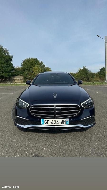 Culoarealte culori Utilizat 2021 Mercedes E220 Exclusive Berlinǎ | 24.950 EUR (Preț OK) - Imagine 1/4