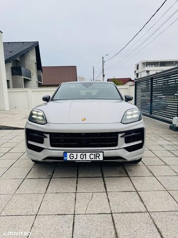 Culoaregri Utilizat 2024 Porsche Cayenne Coupe Coupe | 114.999 EUR - Imagine 1/4