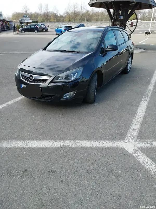 Second-hand Opel Astra Sport 125 CP (91 kW) 2012 Break