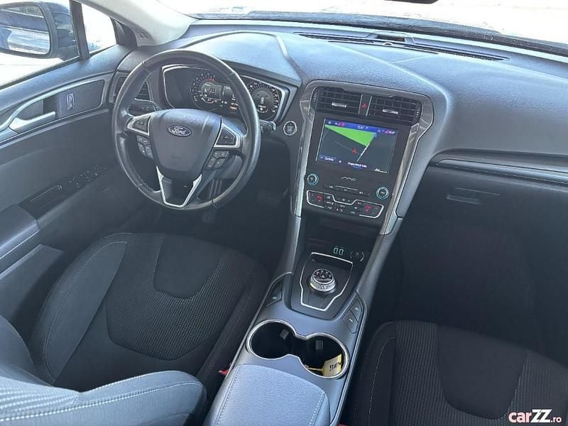 Second-hand Ford Mondeo Titanium 150 CP (110 kW) 2021 Culoarealbastru Berlinǎ