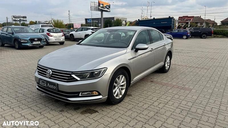 Culoaregri Utilizat 2016 VW Passat Comfortline Berlinǎ | 12.700 EUR (Preț bun) - Imagine 1/4