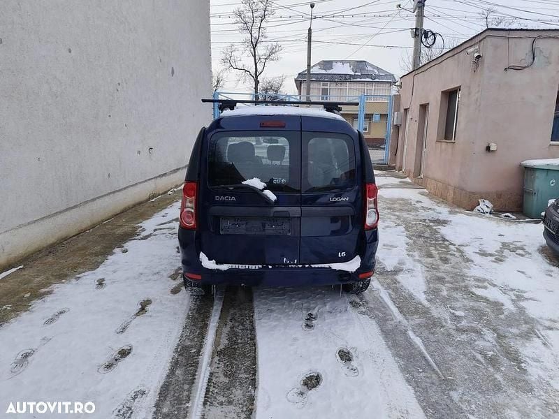 Second-hand Dacia Logan Ambiance 87 CP (63 kW) 2012 Culoarealbastru Break
