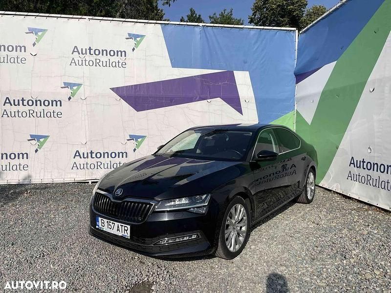 Negru Utilizat 2022 Skoda Superb Berlinǎ | 27.000 EUR (Preț OK) - Imagine 1/4