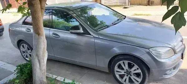 Utilizat 2009 Mercedes C200 Berlinǎ | 4.800 EUR (Preț OK) - Imagine 1/4
