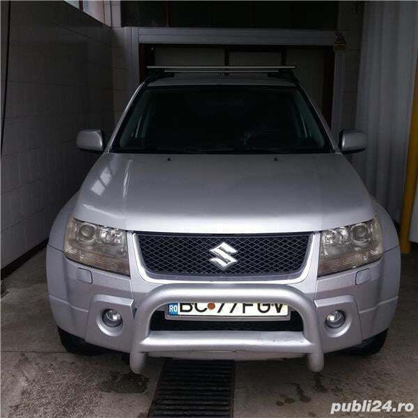 Gri Utilizat 2006 Suzuki Grand Vitara SUV | 6.500 EUR - Imagine 1/4