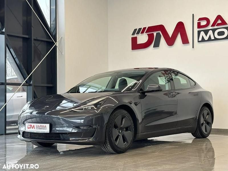 Second-hand Tesla Model 3 365 kW (497 CP) 2022 Culoaregri Berlinǎ