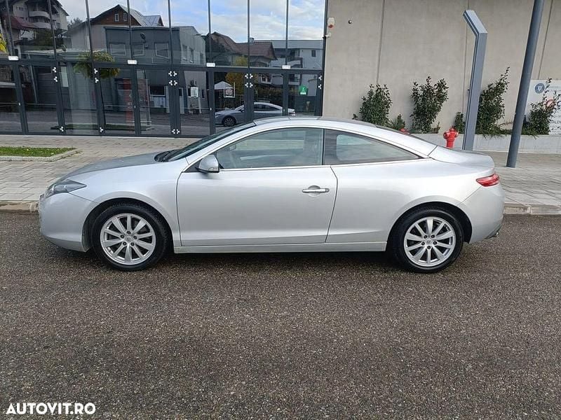 Second-hand Renault Laguna Coupé 180 CP (132 kW) 2010 Culoaregri Coupe