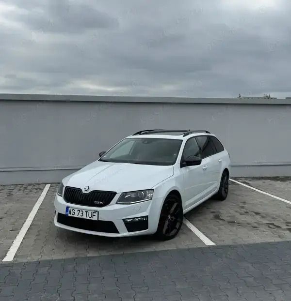 Alb Utilizat 2015 Skoda Octavia vRS Break | 12.190 EUR (Puțin scump) - Imagine 1/4