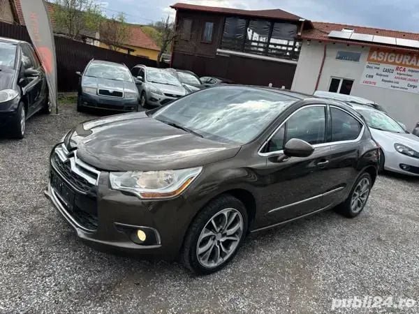 Maro Utilizat 2012 Citroën DS4 Hatchback | 5.980 EUR - Imagine 1/4