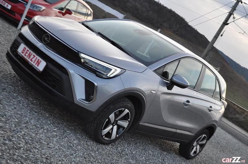 Gri Utilizat 2021 Opel Crossland X SUV | 12.550 EUR (Preț bun) - Imagine 1/4
