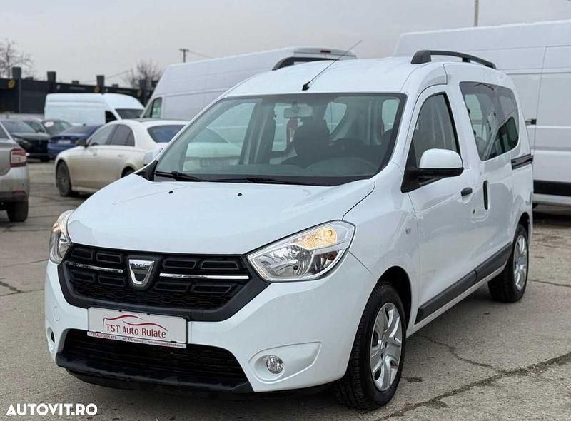 Second-hand Dacia Dokker 75 CP (55 kW) 2020 Culoarealb Monovolum