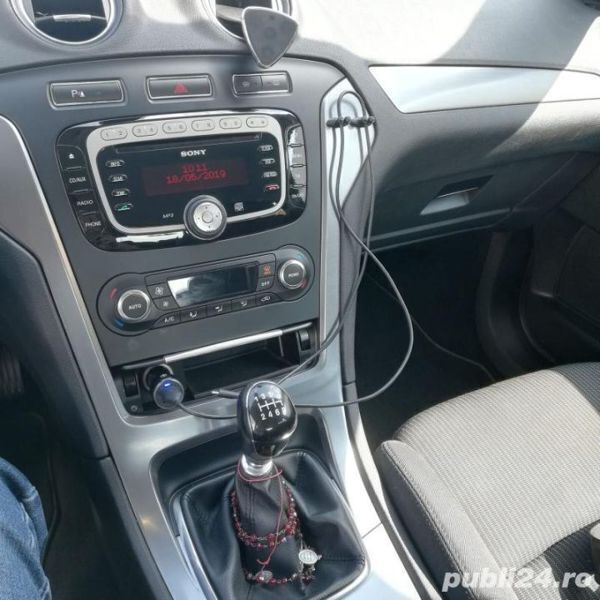 Second-hand Ford Mondeo 200 CP (147 kW) 2011 Gri Hatchback