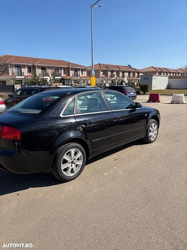 Second-hand Audi A4 102 CP (75 kW) 2006 Culoarenegru Berlinǎ