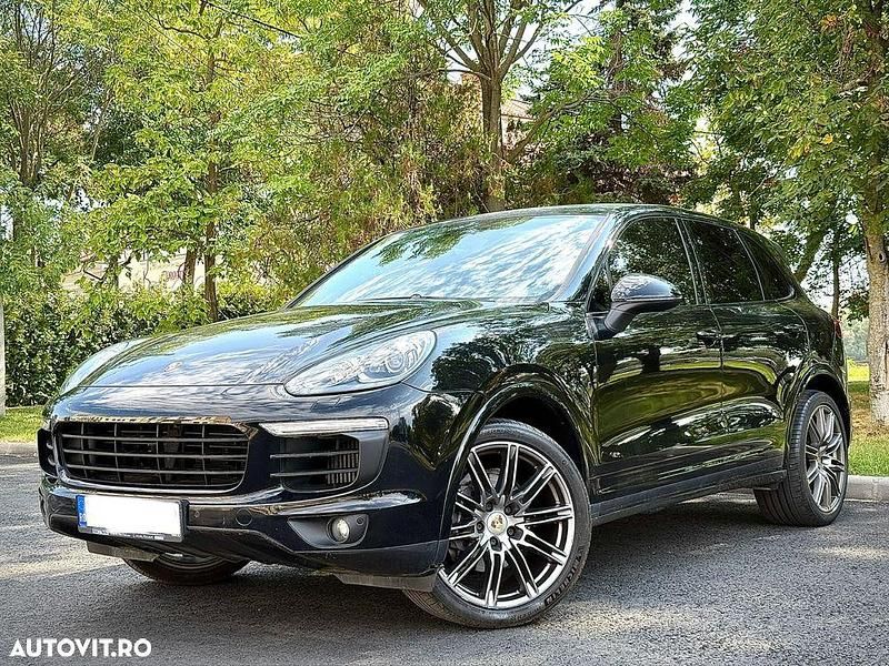 Culoarenegru Utilizat 2016 Porsche Cayenne SUV | 24.850 EUR (Super Preț) - Imagine 1/4