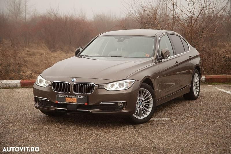 Second-hand BMW 320 Luxury Line 184 CP (135 kW) 2013 Culoaremaro Berlinǎ