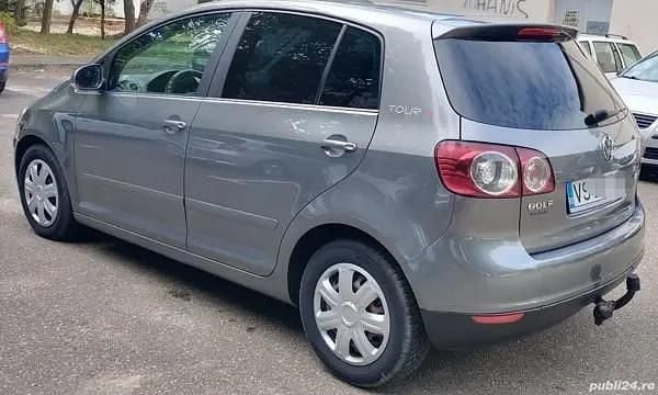 Utilizat 2006 VW Golf V Berlinǎ | 2.650 EUR (Preț OK) - Imagine 1/4