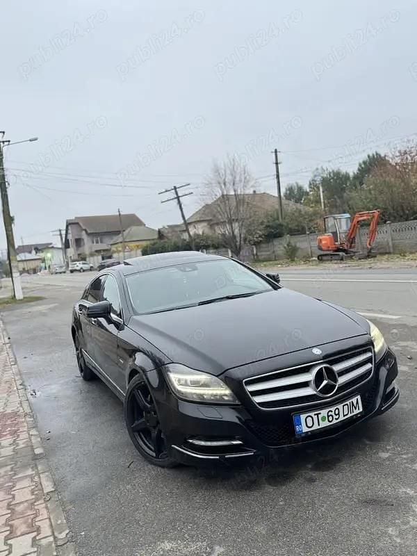 Utilizat 2011 Mercedes CLS350 Berlinǎ | 10.000 EUR (Preț OK) - Imagine 1/4