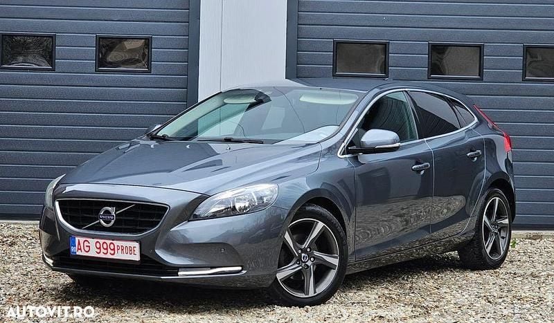 Gri Utilizat 2014 Volvo V40 Summum Break | 6.650 EUR (Preț OK) - Imagine 1/4
