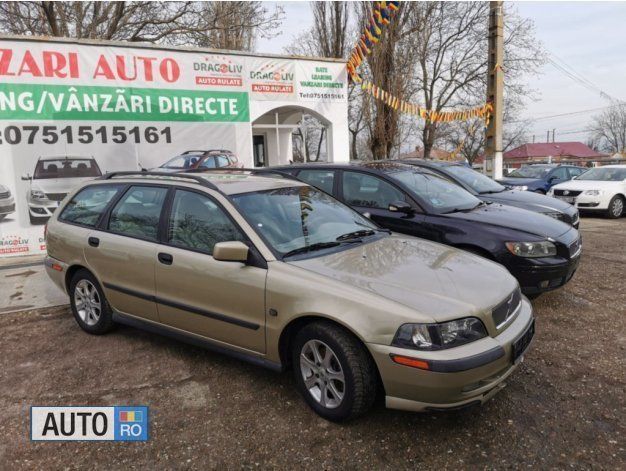 Gri Utilizat 2001 Volvo S40 Berlinǎ | 1.299 EUR - Imagine 1/4