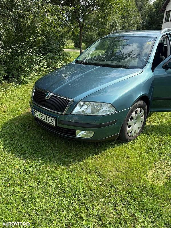 Verde Utilizat 2007 Skoda Octavia Classic Break | 2.300 EUR (Preț OK) - Imagine 1/4