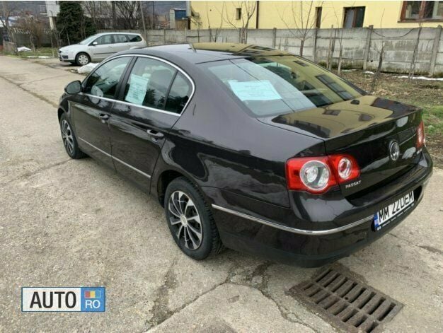 Second-hand VW Passat 140 CP (102 kW) 2008 Maro Berlinǎ