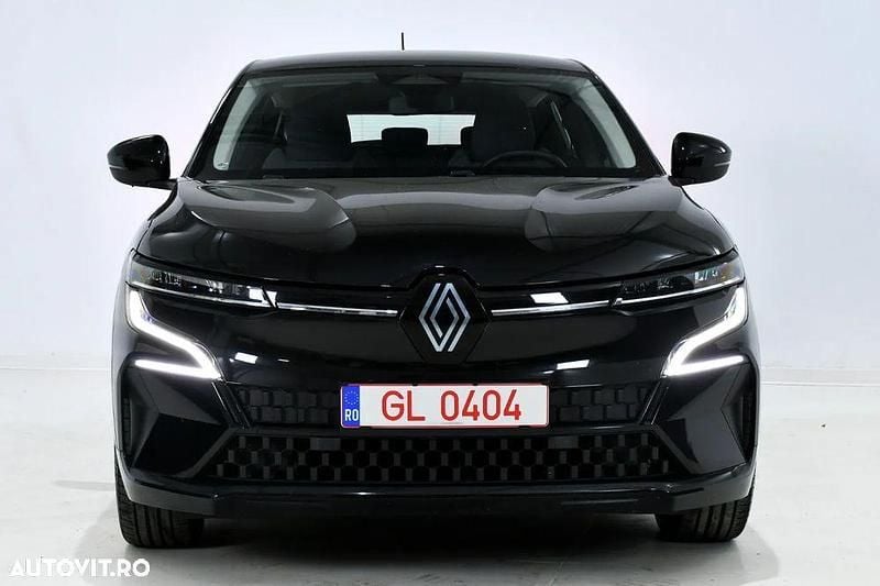 Culoarenegru Utilizat 2022 Renault Mégane Techno SUV | 17.900 EUR (Super Preț) - Imagine 1/4
