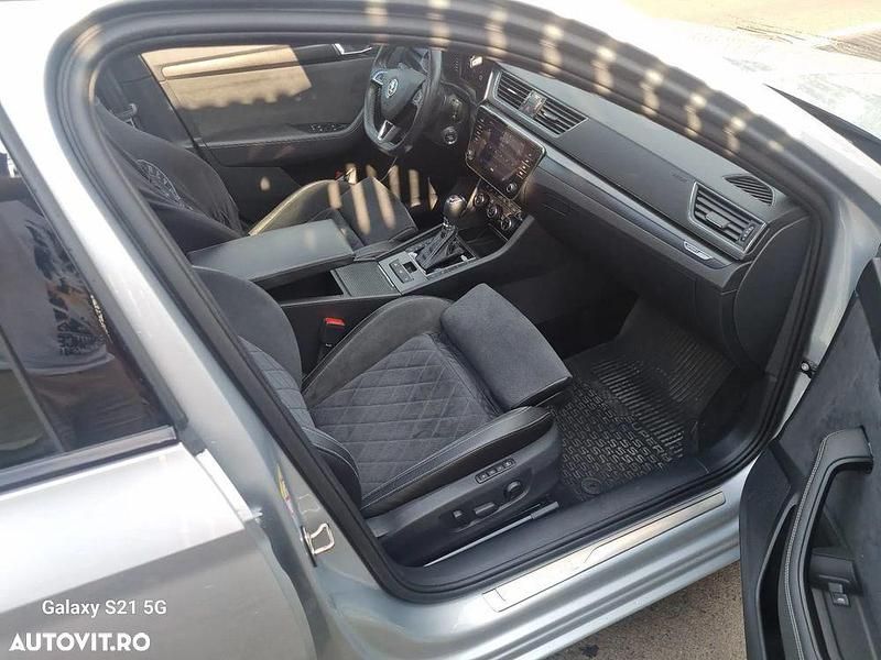 Second-hand Skoda Superb SportLine 190 CP (139 kW) 2019 Gri Break