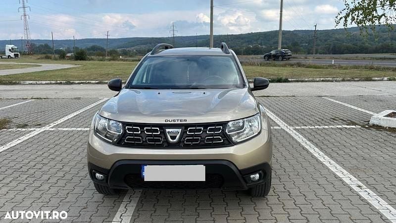 Culoarebej Utilizat 2019 Dacia Duster Lauréate SUV | 10.990 EUR (Preț bun) - Imagine 1/4