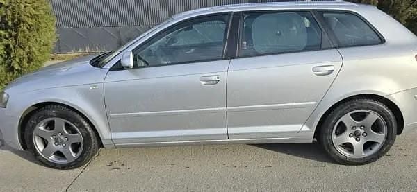 Second-hand Audi A3 140 CP (102 kW) 2004 Gri Hatchback