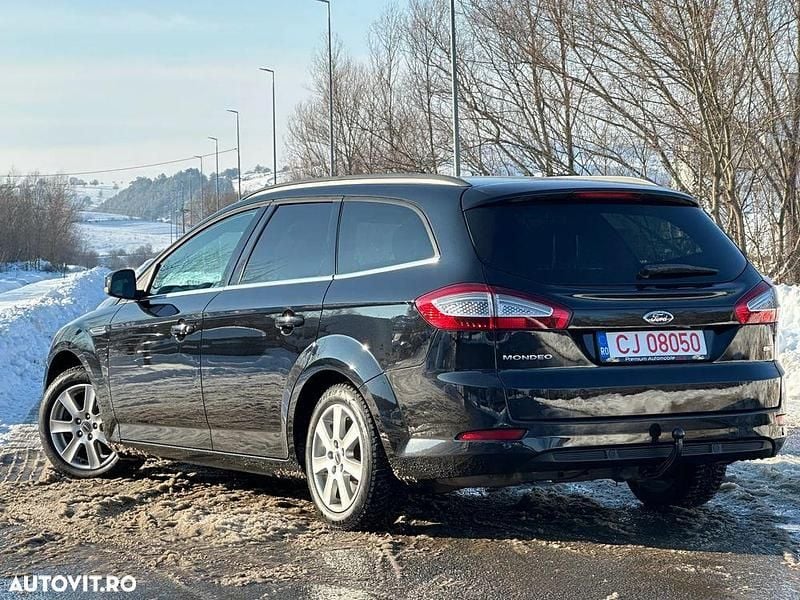 Second-hand Ford Mondeo Titanium 115 CP (84 kW) 2013 Culoarenegru Break