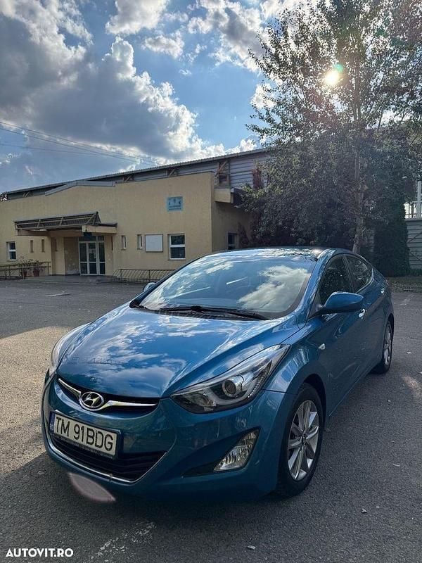 Albastru Utilizat 2014 Hyundai Elantra Berlinǎ | 8.000 EUR (Preț bun) - Imagine 1/4