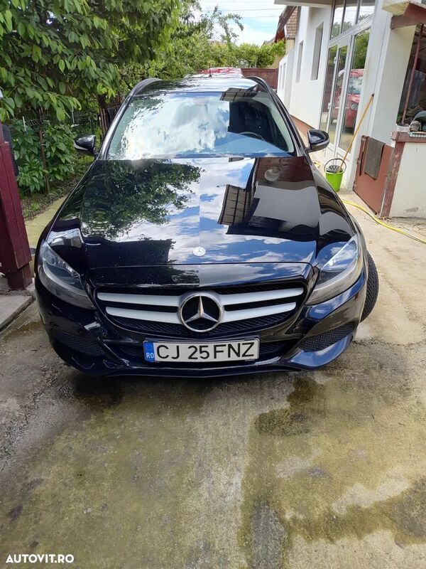 Negru Utilizat 2014 Mercedes C200 Exclusive Break | 9.900 EUR (Preț OK) - Imagine 1/4