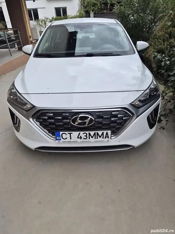 Alb Utilizat 2020 Hyundai Ioniq Hatchback | 16.500 EUR (Preț OK) - Imagine 1/4