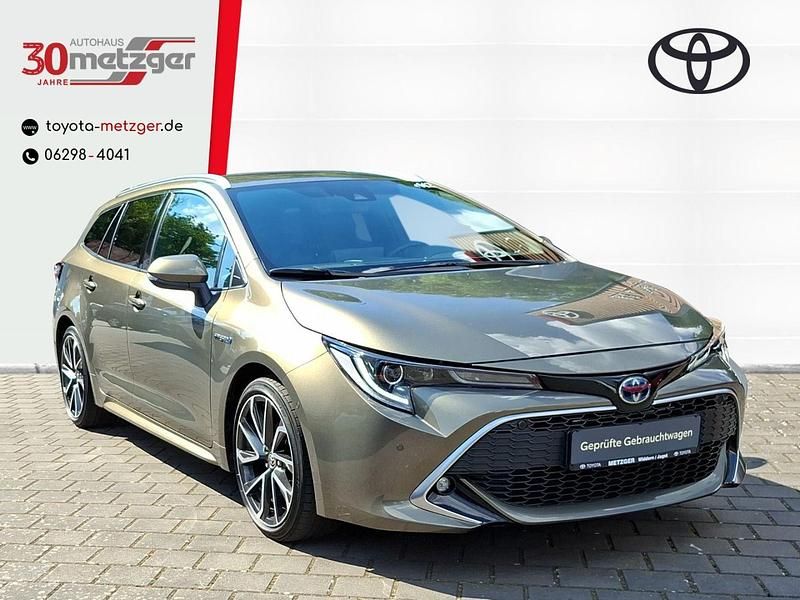 Utilizat 2021 Toyota Corolla Lounge Break | 29.007 EUR - Imagine 1/1