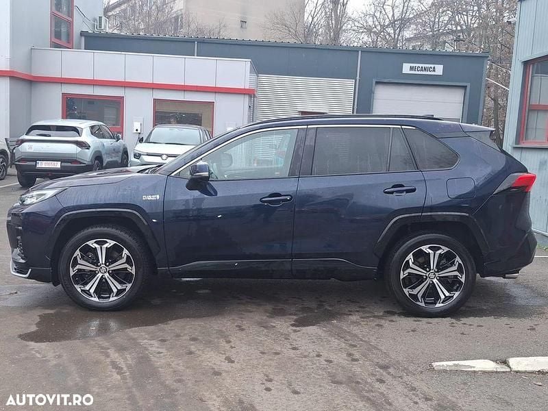 Second-hand Suzuki Across 306 CP (225 kW) 2022 Culoarealbastru SUV