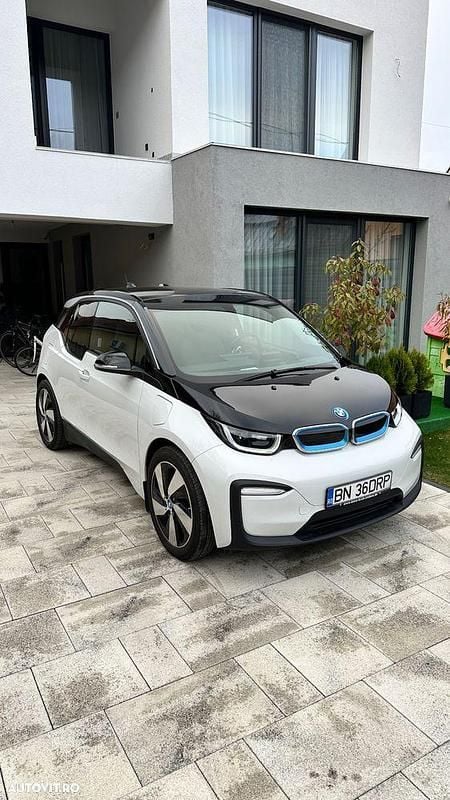 Culoarealb Utilizat 2018 BMW i3 Hatchback | 17.500 EUR (Preț OK) - Imagine 1/4