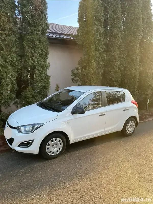Utilizat 2013 Hyundai i20 Hatchback | 4.900 EUR - Imagine 1/4