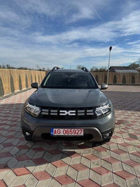 Gri Utilizat 2023 Dacia Duster SUV | 18.000 EUR (Scump) - Imagine 1/4