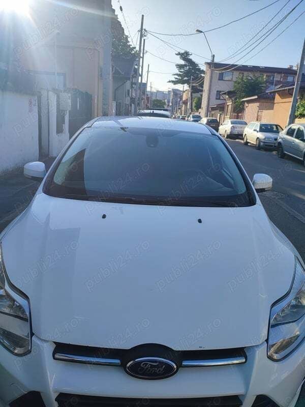 Second-hand 2014 Ford Focus Berlinǎ | 4.000 EUR (Preț bun) - Imagine 1/4
