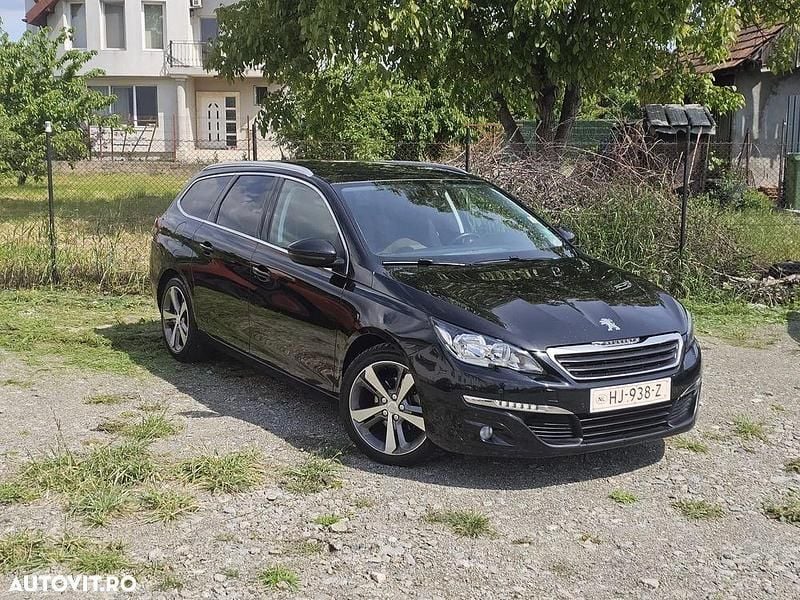 Culoarenegru Utilizat 2015 Peugeot 308 Allure Break | 4.700 EUR (Preț bun) - Imagine 1/4