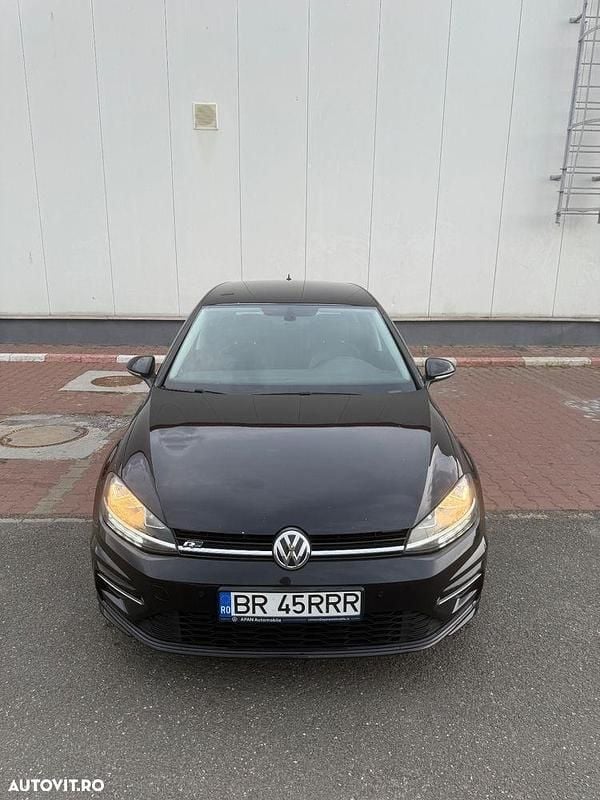 Negru Utilizat 2018 VW Golf VII Hatchback | 12.500 EUR (Super Preț) - Imagine 1/4