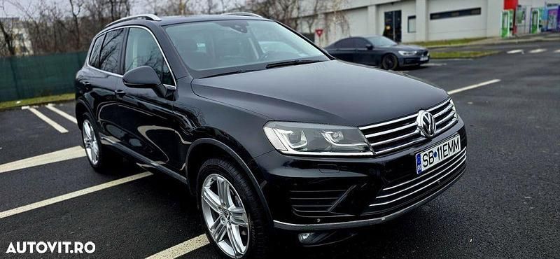 Second-hand VW Touareg Terrain Tech 262 CP (192 kW) 2015 Culoarenegru SUV