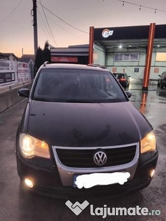 Utilizat 2008 VW Touran Monovolum | 3.490 EUR - Imagine 1/4