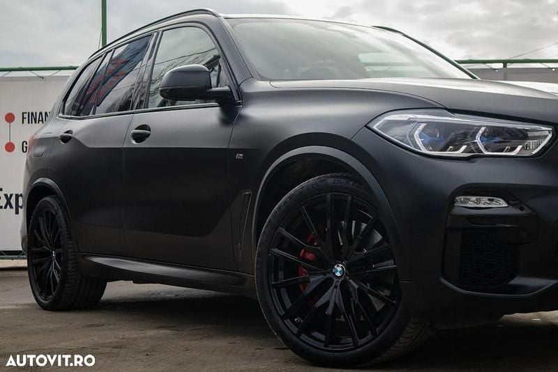Second-hand BMW X5 M Comfort Edition 530 CP (389 kW) 2021 Culoarenegru SUV