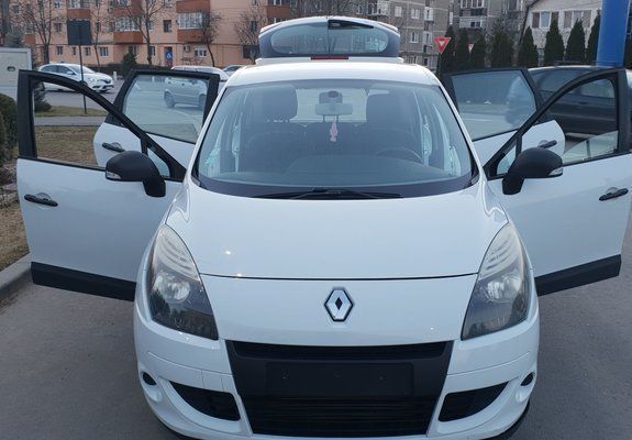Alb Utilizat 2010 Renault Scénic III Monovolum | 3.500 EUR (Preț OK) - Imagine 1/4