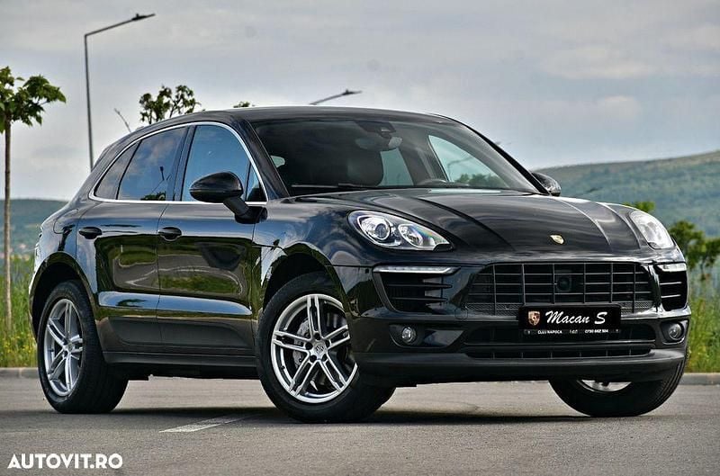 Culoarenegru Utilizat 2016 Porsche Macan SUV | 26.900 EUR (Preț OK) - Imagine 1/4