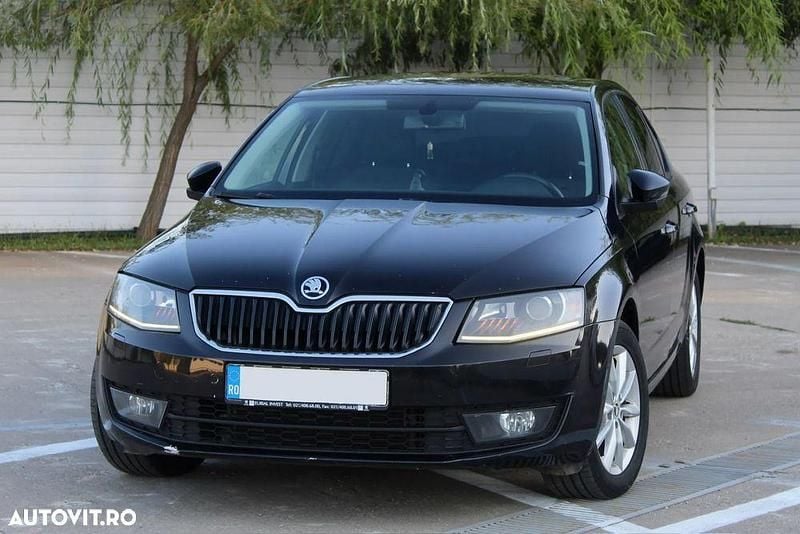 Second-hand Skoda Octavia Elegance 184 CP (135 kW) 2016 Culoarenegru Berlinǎ