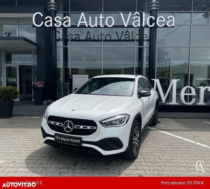 Alb Utilizat 2023 Mercedes GLA250 SUV | 49.900 EUR - Imagine 1/4