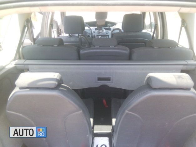 Second-hand Renault Grand Scénic II 110 CP (80 kW) 2005 Albastru Monovolum